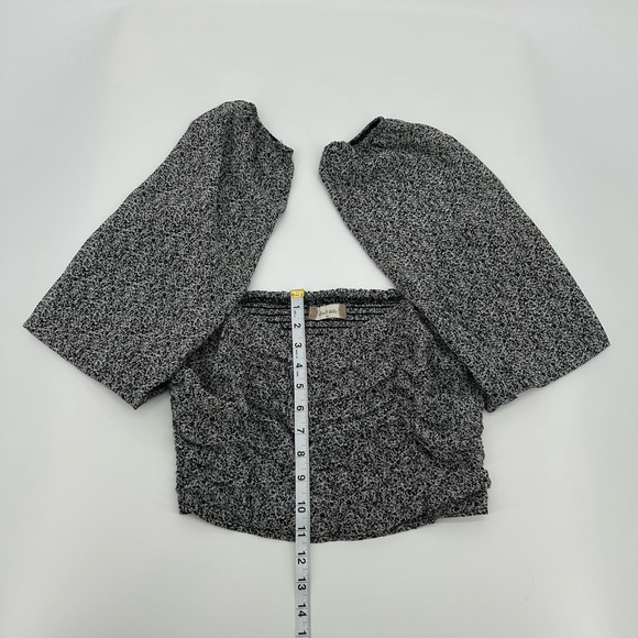 Altrd State- floral long sleeve cropped top- size medium - Picture 3 of 4